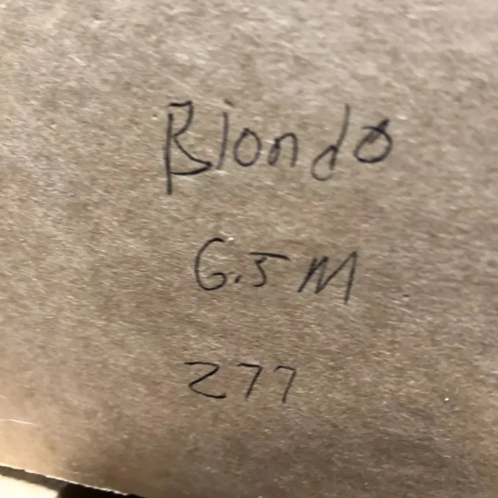 Blondo Womens Gallo Waterproof Boots Size 6.5 M